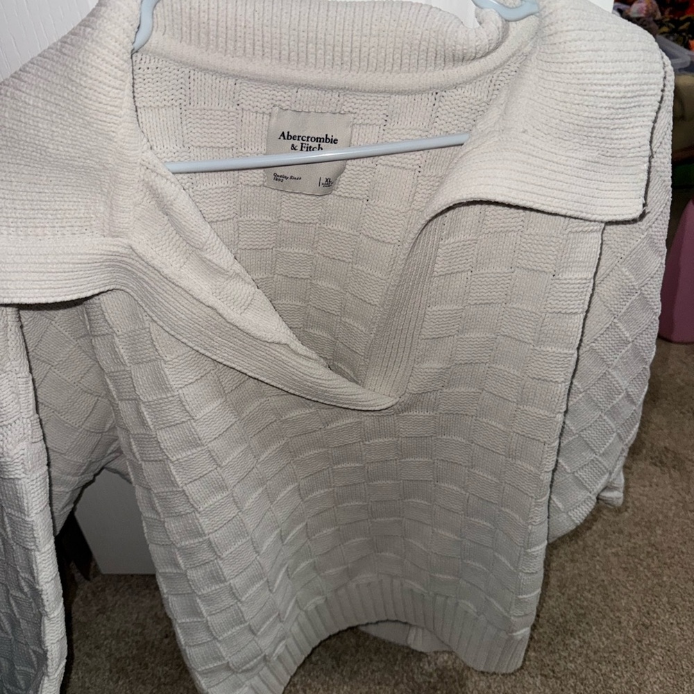 Abercrombie & Fitch Off-White Cowl Neck Sweater